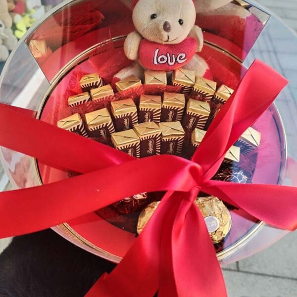 Kutija sa slatkišima - Ferrero i Bajadera