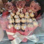 Kutija sa slatkišima - Ferrero i medvedići