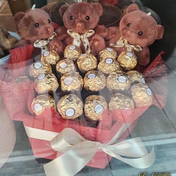 Kutija sa slatkišima - Ferrero i medvedići