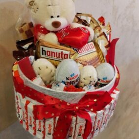 Kinder box sa igračkom