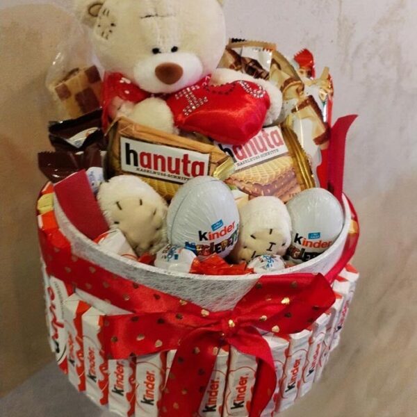 Kinder box sa igračkom