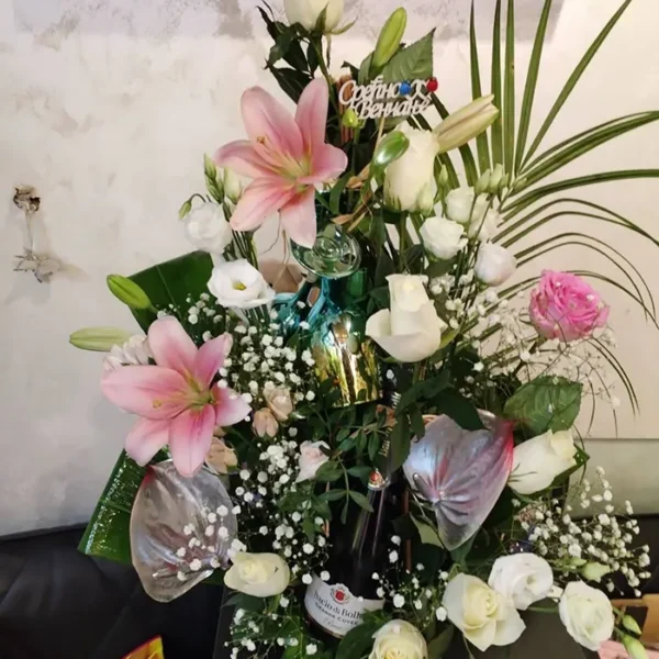 Cvetni aranžman za venčanje