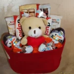 Kinder box red