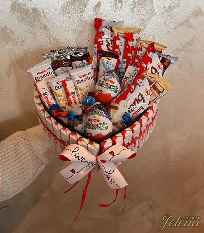 Aranžman sa slatkišima - Kinder Aranžman sa slatkišima - Kinder